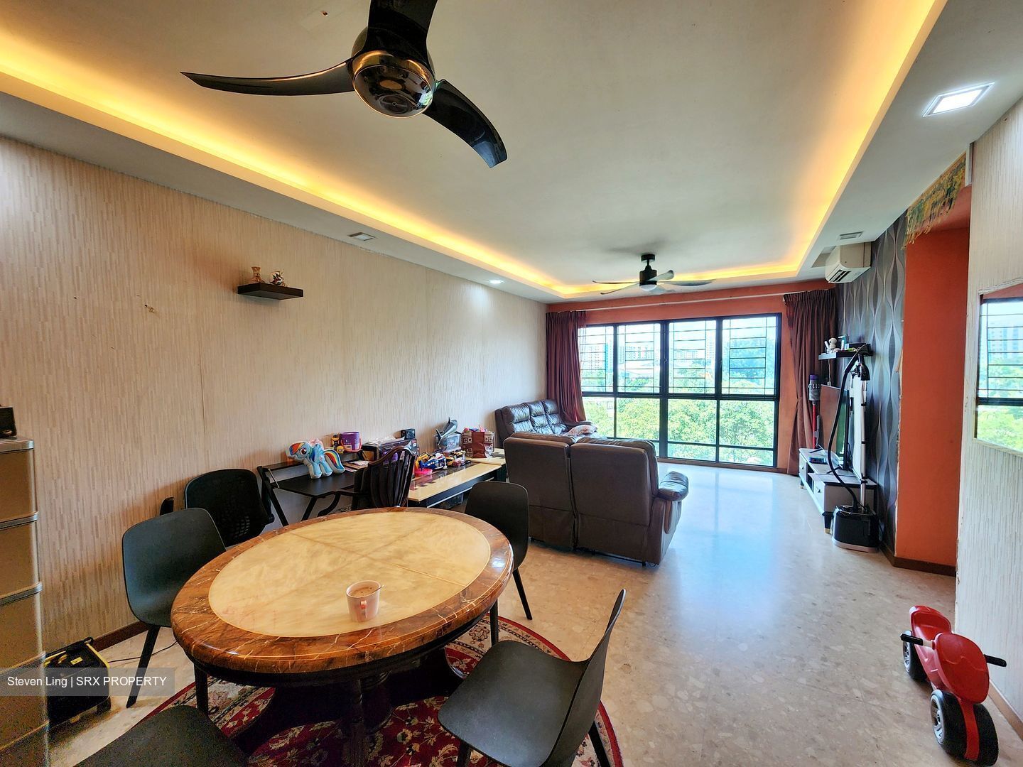 Woodsvale (D25), Condominium #423031301